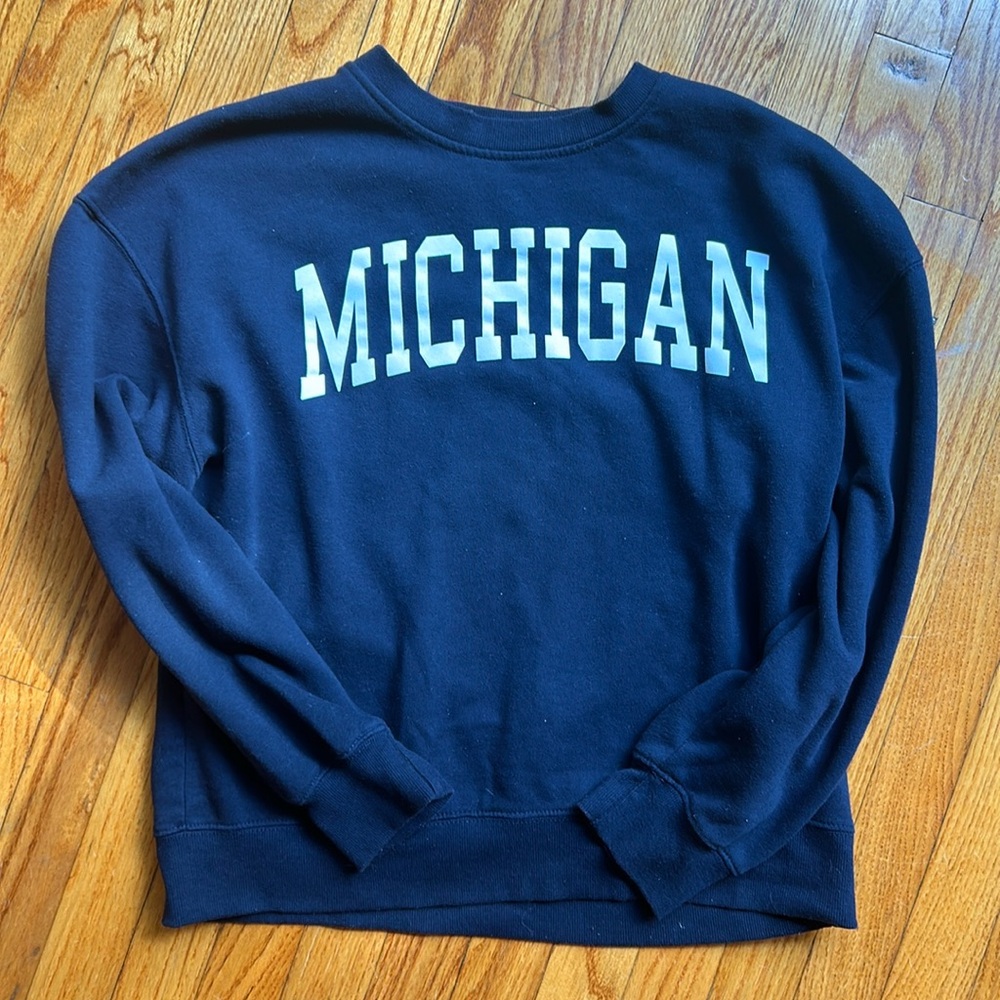 University of Michigan 1987 women’s size L sweatshirt